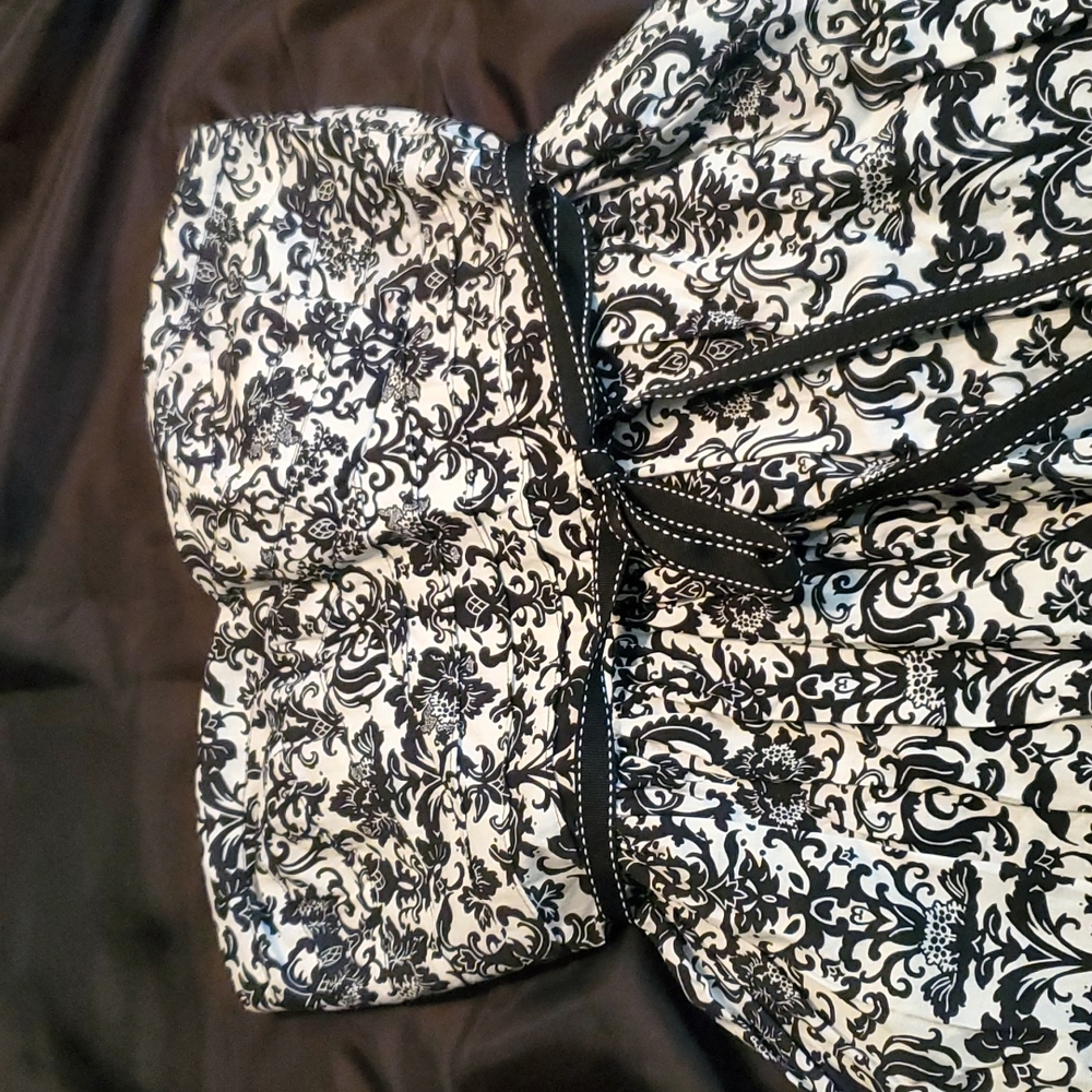 Trixxi black and white dress
